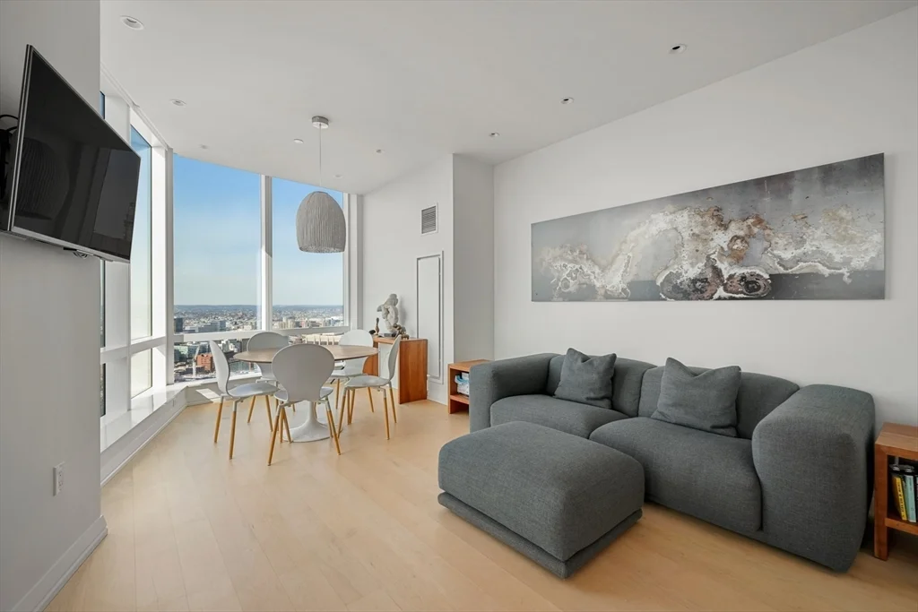 3 bed, 4+ bath apartment for rent at 1 Franklin St Unit 4802, Boston Downtown — photo 12 of 40