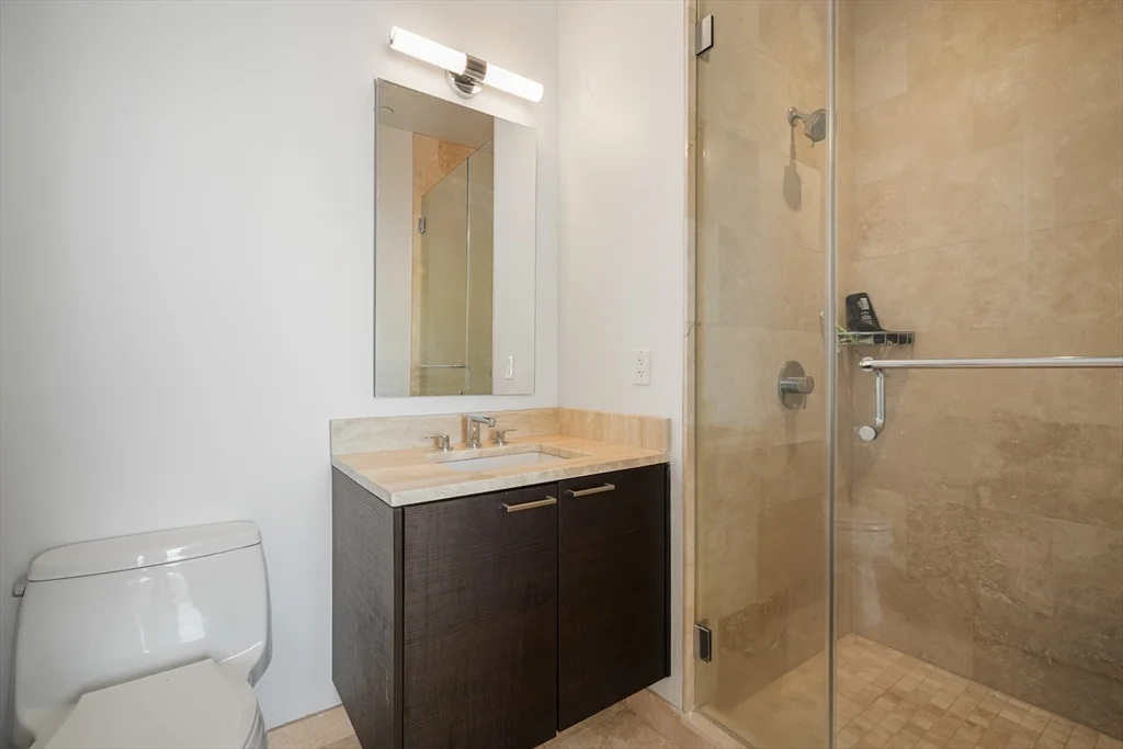 3 bed, 4+ bath apartment for rent at 1 Franklin St Unit 4802, Boston Downtown — photo 25 of 40