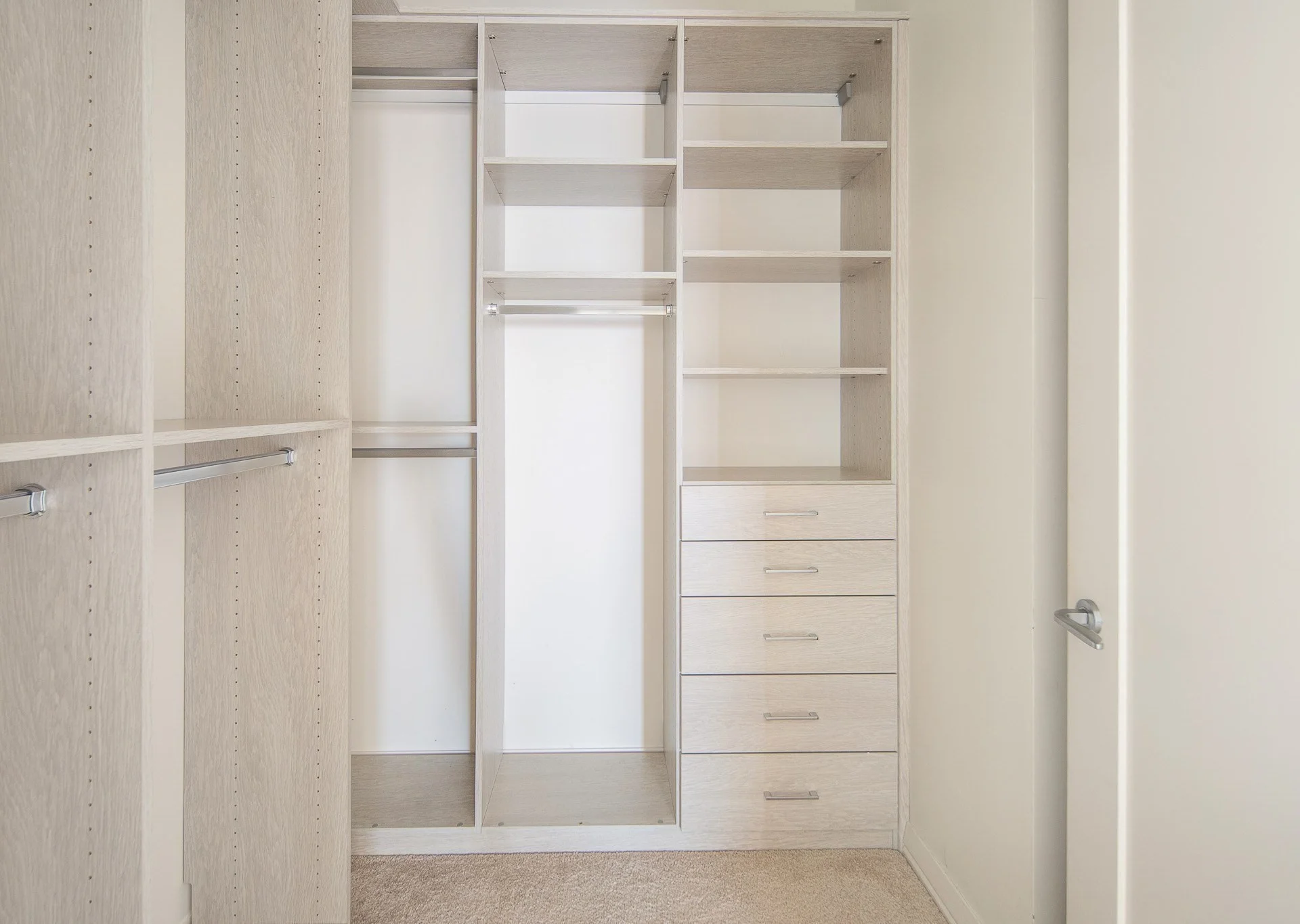 3 bed, 3 bath apartment for rent at 1 Franklin St Unit 5105, Boston Downtown — photo 16 of 35