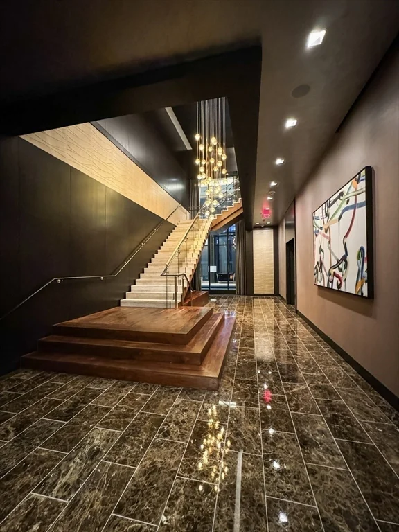3 bed, 3 bath apartment for rent at 1 Franklin St Unit 5106, Midtown — photo 34 of 42