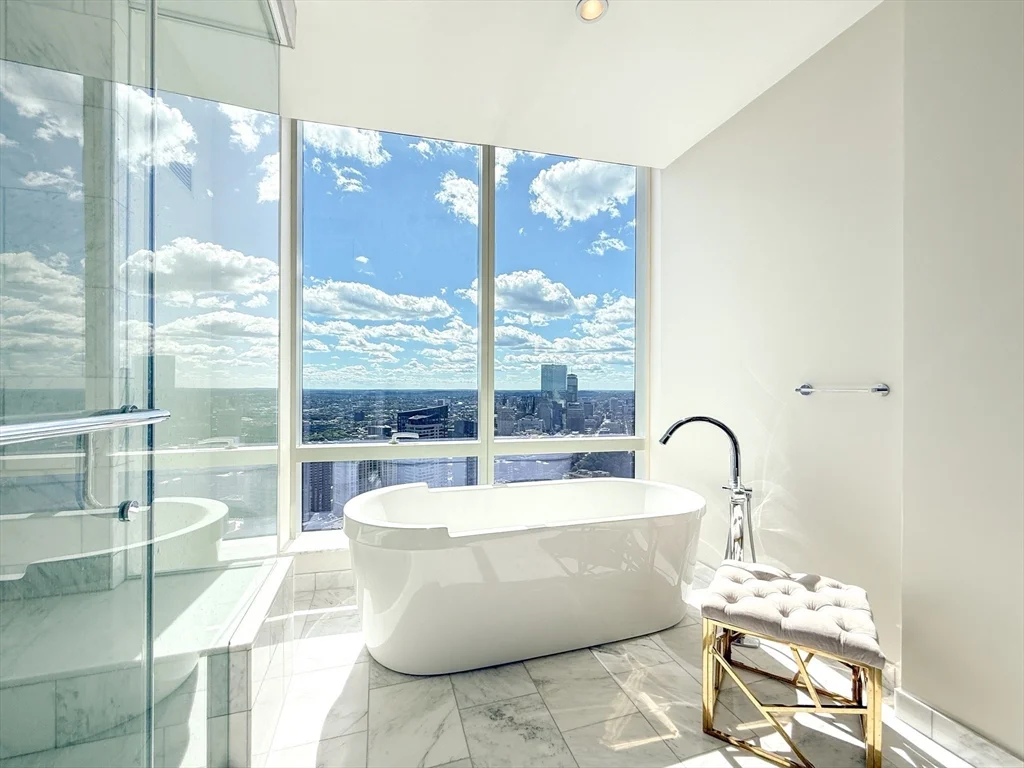 3 bed, 3 bath apartment for rent at 1 Franklin St Unit 5106, Midtown — photo 21 of 42