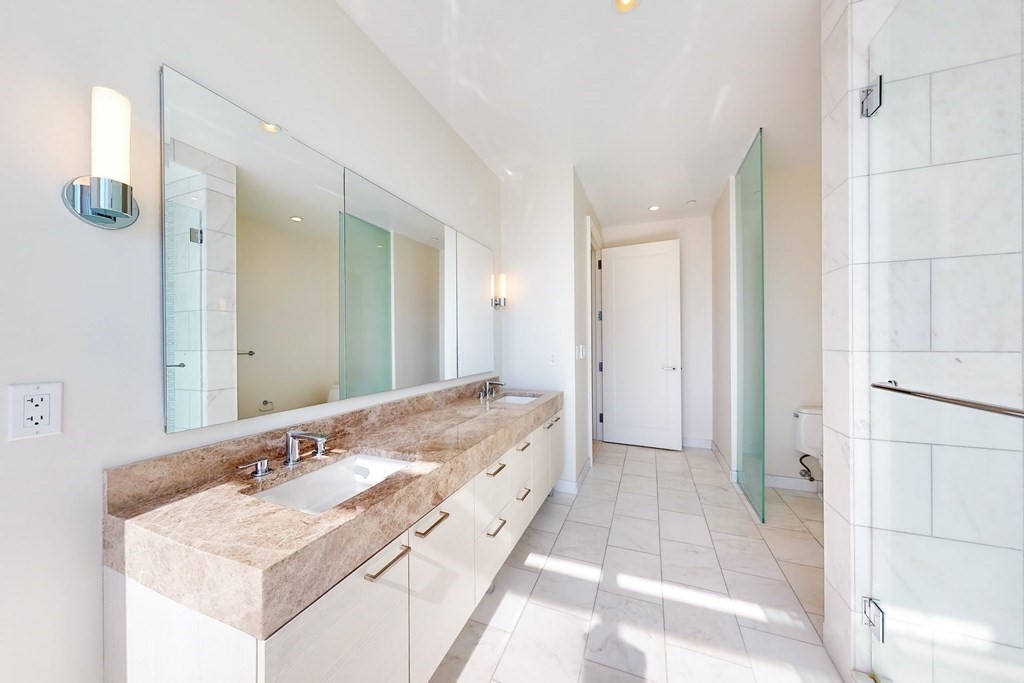 3 bed, 3.5 bath apartment for rent at 1 Franklin St Unit 5505, Boston Downtown — photo 12 of 40
