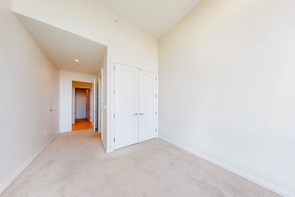 3 bed, 3.5 bath apartment for rent at 1 Franklin St Unit 5505, Boston Downtown — photo 25 of 40