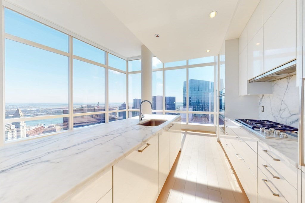 3 bed, 3.5 bath apartment for rent at 1 Franklin St Unit 5505, Boston Downtown — photo 5 of 40