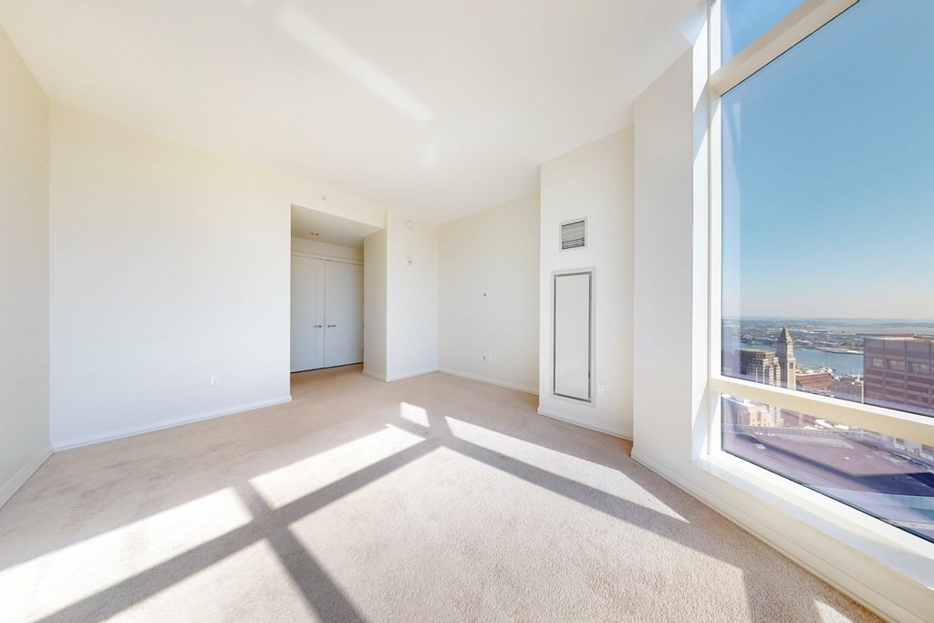 3 bed, 3.5 bath apartment for rent at 1 Franklin St Unit 5505, Boston Downtown — photo 10 of 40