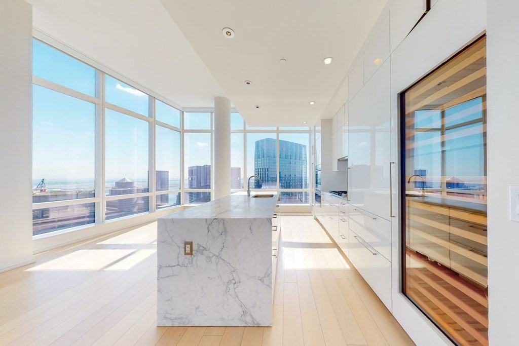 3 bed, 3.5 bath apartment for rent at 1 Franklin St Unit 5505, Boston Downtown — photo 3 of 40
