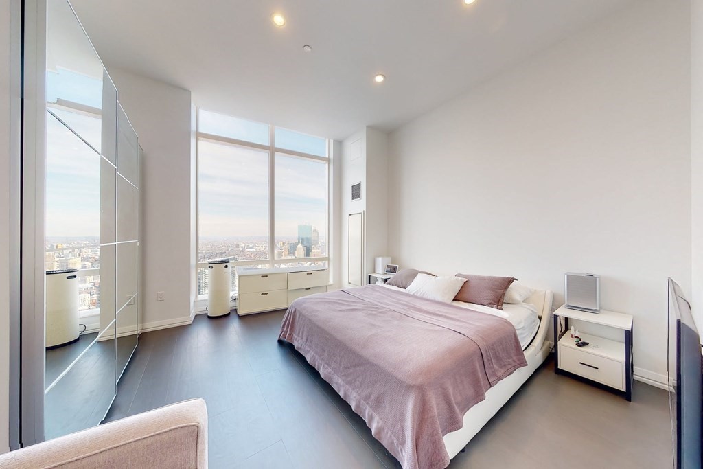 2 bed, 2.5 bath apartment for rent at 1 Franklin St Unit Ph1F, Boston Downtown — photo 16 of 42