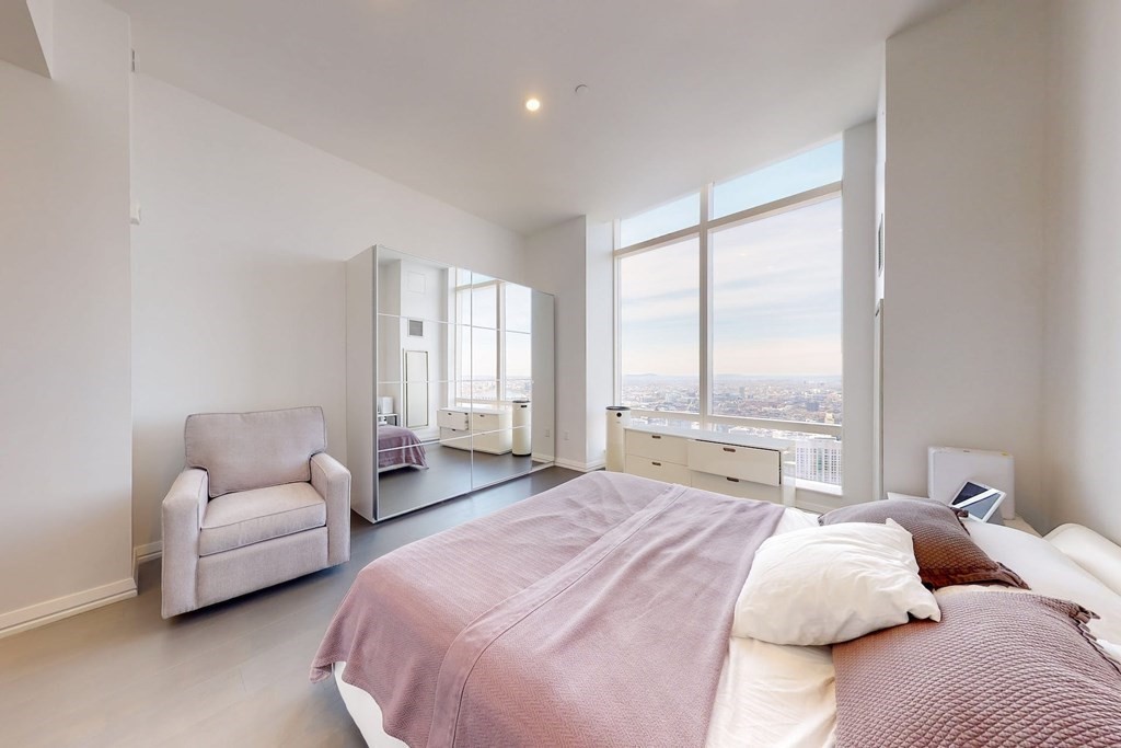 2 bed, 2.5 bath apartment for rent at 1 Franklin St Unit Ph1F, Boston Downtown — photo 17 of 42