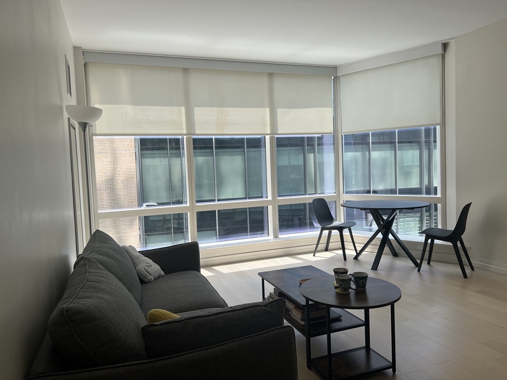 1 bed, 1 bath apartment for rent at 1 Franklin Unit 1111, Boston Downtown — photo 3 of 31