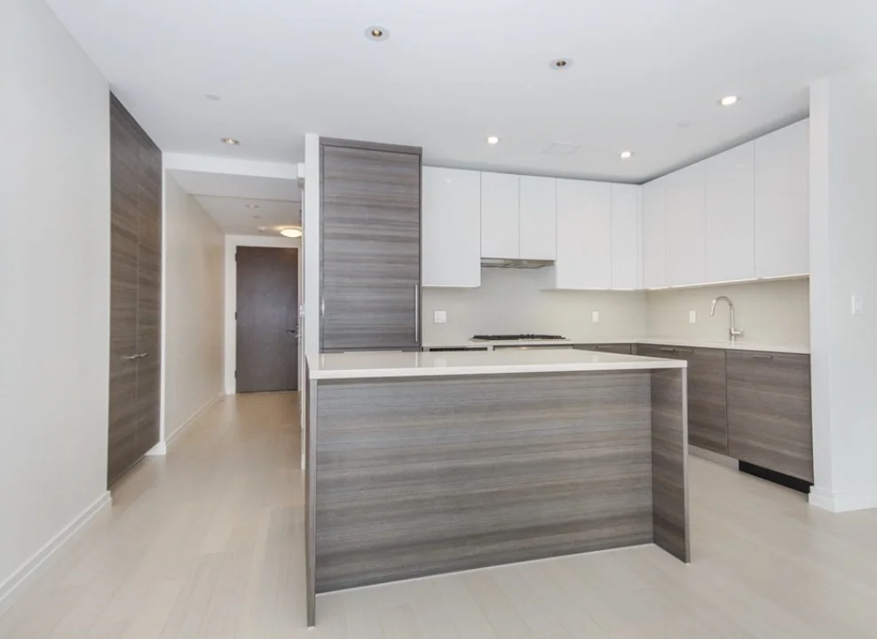 1 bed, 1 bath apartment for rent at 1 Franklin Unit 1501, Midtown — photo 4 of 21