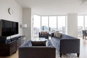 3 bed, 3 bath apartment for rent at 1 Franklin Unit 5105, Boston Downtown — photo 3 of 36
