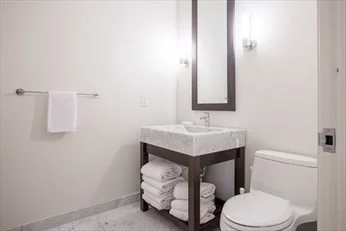 3 bed, 3 bath apartment for rent at 1 Franklin Unit 5105, Boston Downtown — photo 9 of 36