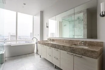 3 bed, 3 bath apartment for rent at 1 Franklin Unit 5105, Boston Downtown — photo 7 of 36