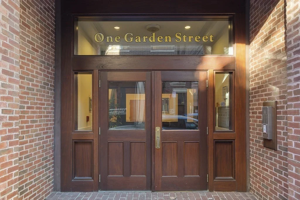 2 bed, 2 bath apartment for rent at 1 Garden St Unit 4, Beacon Hill — photo 13 of 14