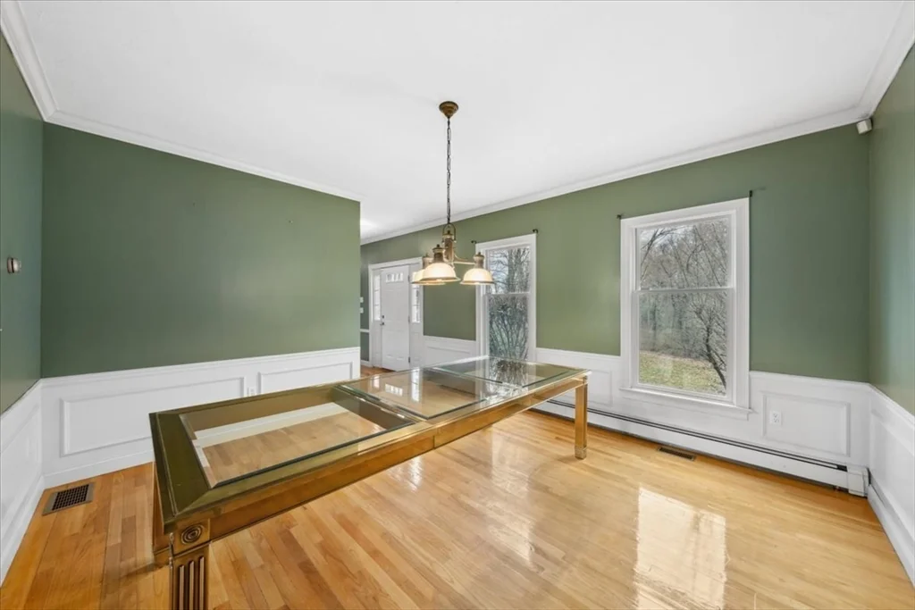 4 bed, 2 bath apartment for rent at 1 Glenbrook Rd, Framingham — photo 6 of 16