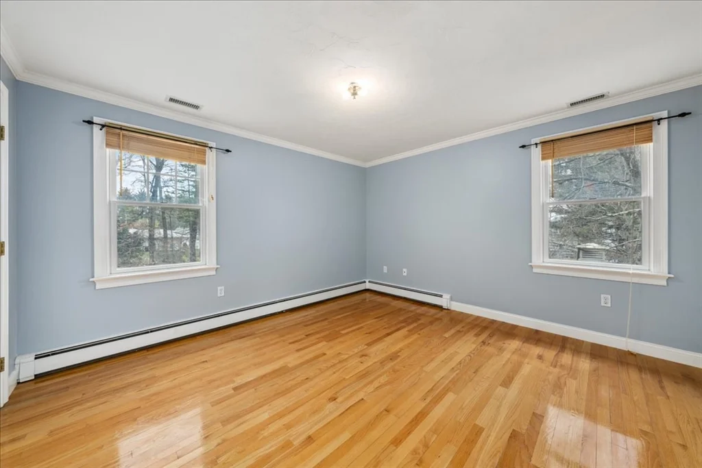4 bed, 2 bath apartment for rent at 1 Glenbrook Rd, Framingham — photo 12 of 16