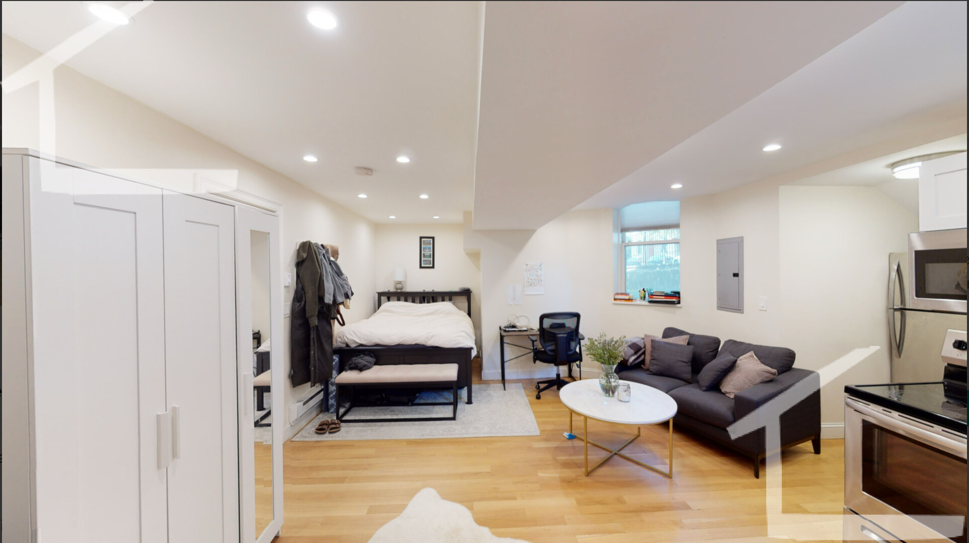 Studio bed, 1 bath apartment for rent at 1 Gloucester St Unit Bf, Back Bay