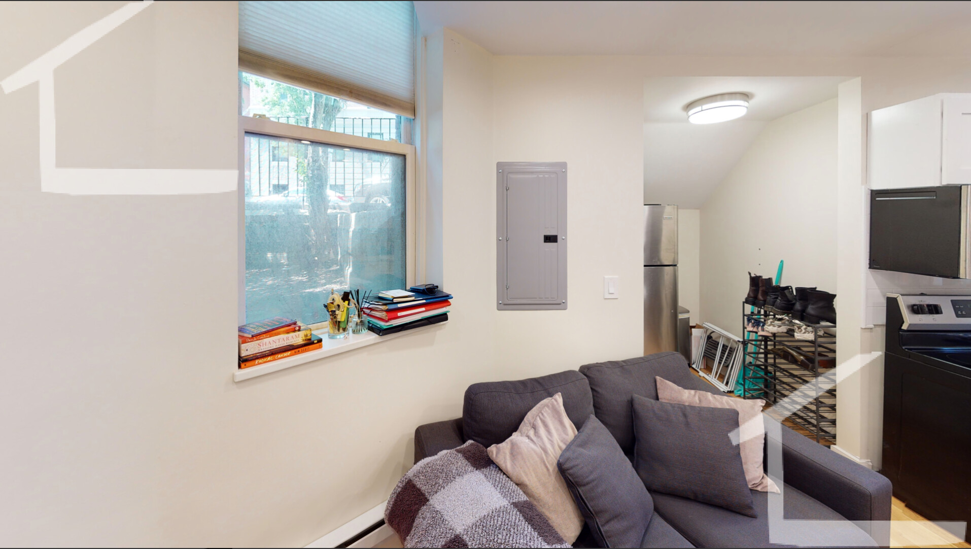Studio bed, 1 bath apartment for rent at 1 Gloucester St Unit Bf, Back Bay — photo 12 of 14