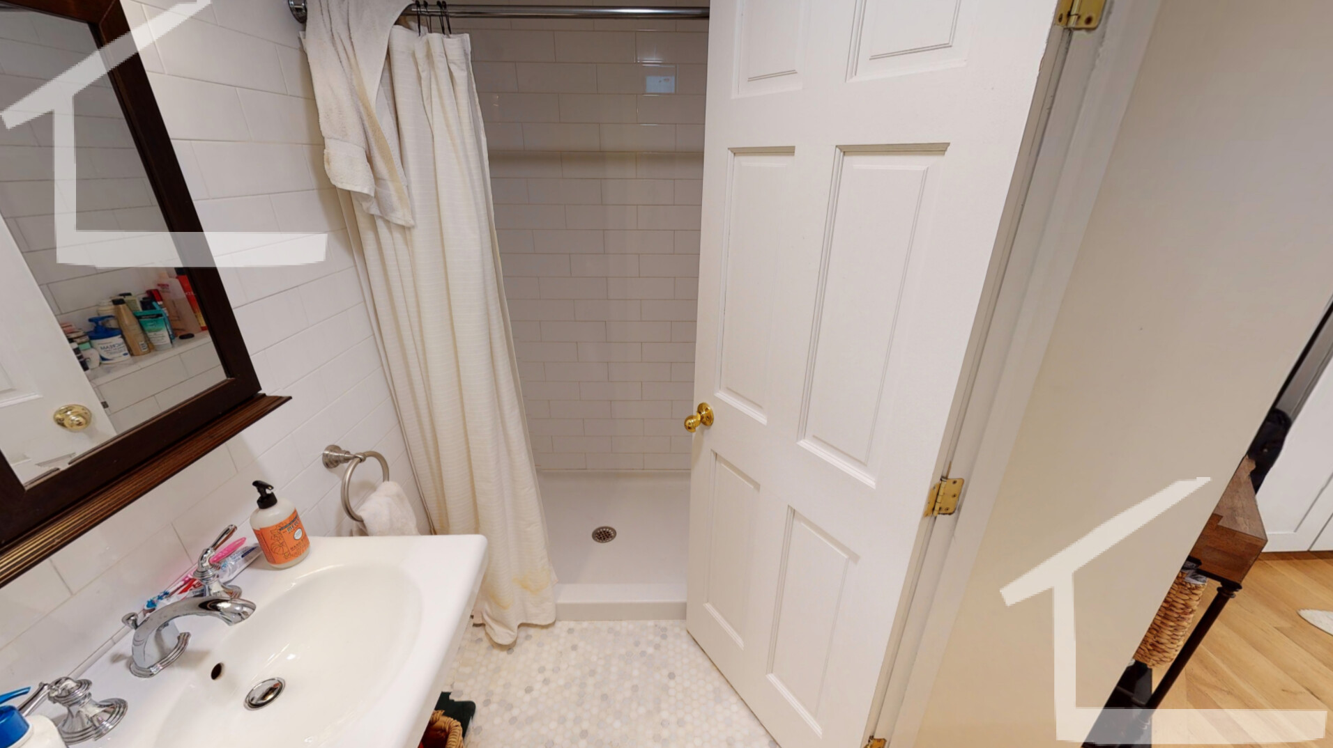 Studio bed, 1 bath apartment for rent at 1 Gloucester St Unit Bf, Back Bay — photo 6 of 14
