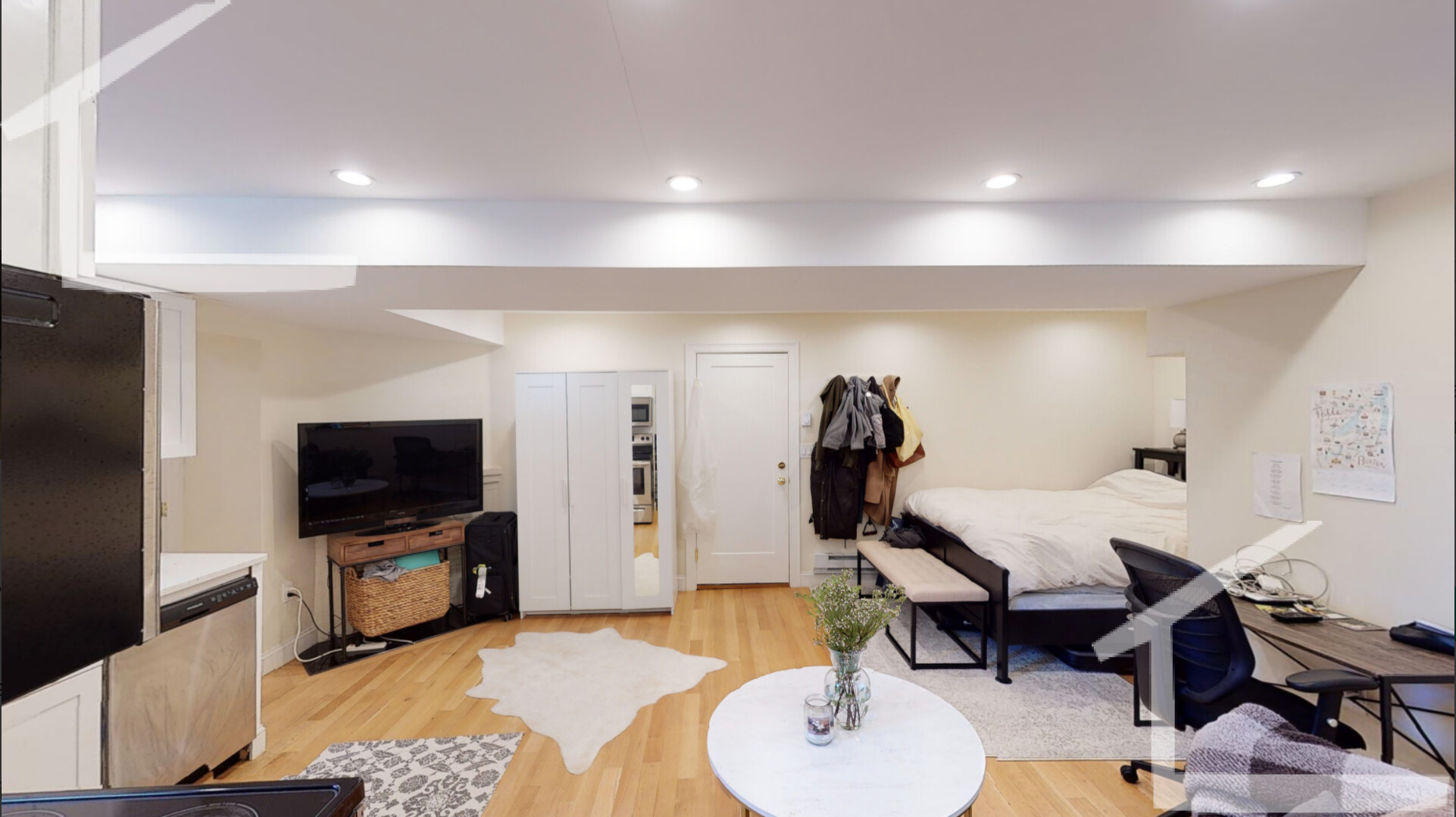 Studio bed, 1 bath apartment for rent at 1 Gloucester St Unit Bf, Back Bay — photo 8 of 14