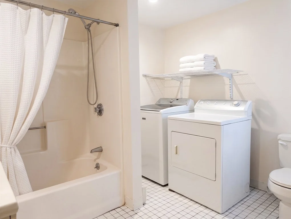 2 bed, 2 bath apartment for rent at 1 Glover Ct Unit 1, South Boston — photo 6 of 8
