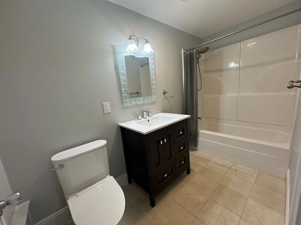 3 bed, 2 bath apartment for rent at 1 Goodwin Unit 1, South Boston — photo 11 of 16