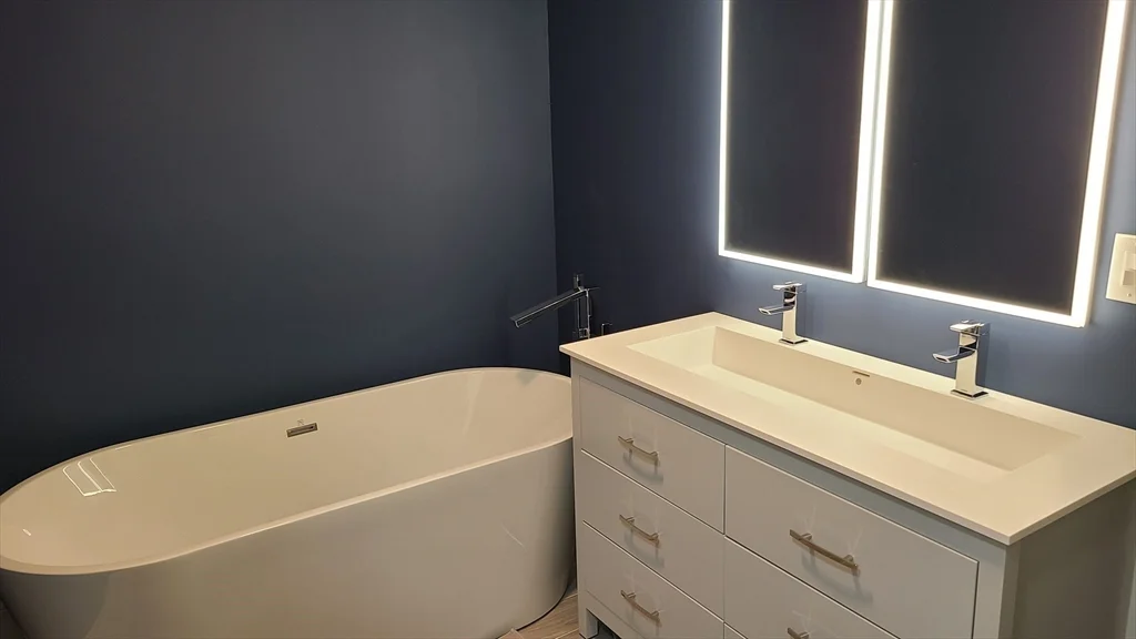 3 bed, 2 bath apartment for rent at 1 Goodwin Unit 1, South Boston — photo 7 of 16