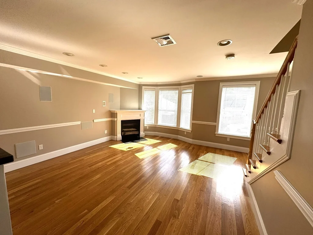 3 bed, 2 bath apartment for rent at 1 Goodwin Unit 1, South Boston
