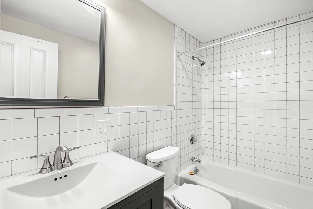 2 bed, 1 bath apartment for rent at 1 Greenridge Ln Unit 1, Lincoln — photo 8 of 9