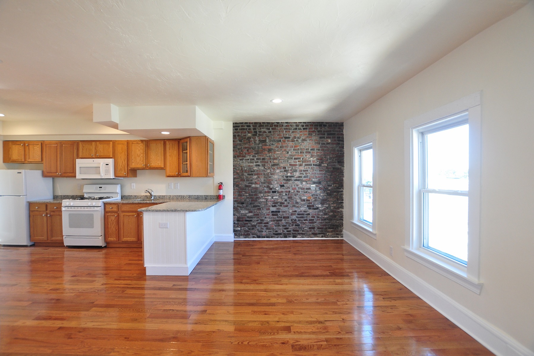 1 bed, 1 bath apartment for rent at 1 Grimes St Unit 1, South Boston — photo 10 of 16
