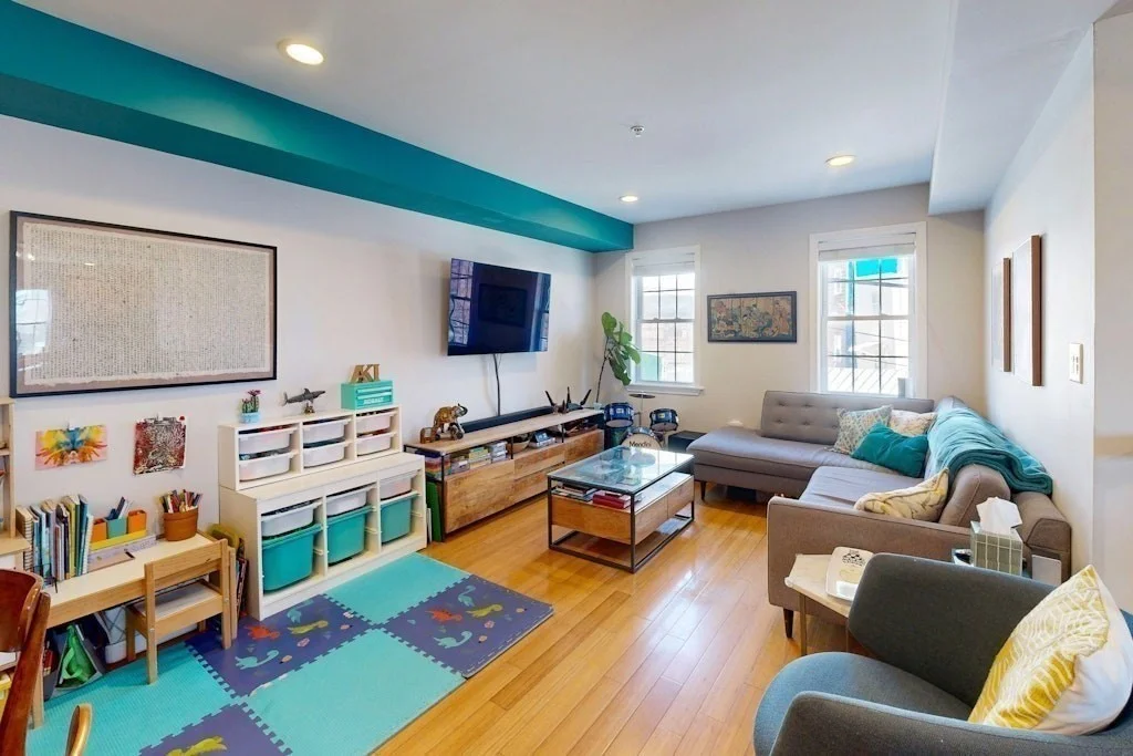 3 bed, 2 bath apartment for rent at 1 Hadley St Unit 1, Charlestown — photo 4 of 12