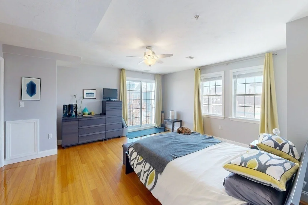3 bed, 2 bath apartment for rent at 1 Hadley St Unit 1, Charlestown — photo 5 of 12