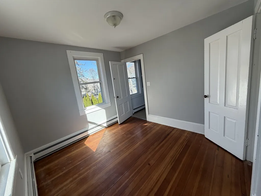 2 bed, 1 bath apartment for rent at 1 Hamilton St Unit 2, North Plymouth — photo 2 of 9