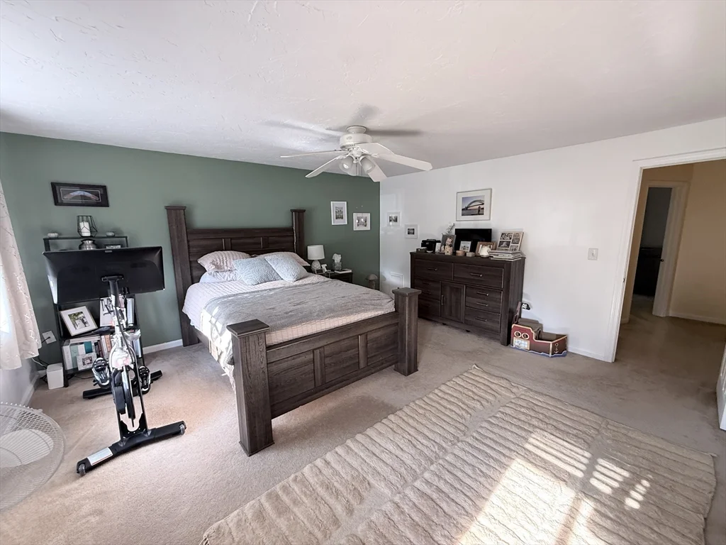 2 bed, 1 bath apartment for rent at 1 Hartshorn Pl Unit 1, Walpole — photo 10 of 13
