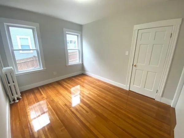 2 bed, 1 bath apartment for rent at 1 Harvard St Unit 1, Arlington — photo 7 of 8