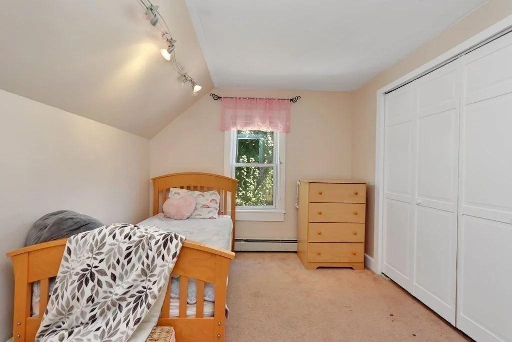 3 bed, 2 bath apartment for rent at 1 High Plain St, Sharon — photo 12 of 17