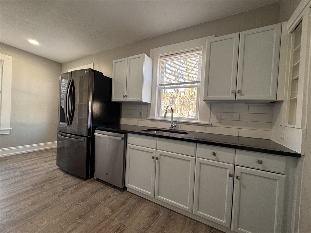 2 bed, 1 bath apartment for rent at 1 High St Unit 1, Middleboro — photo 8 of 23