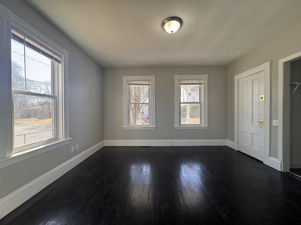 2 bed, 1 bath apartment for rent at 1 High St Unit 1, Middleboro — photo 9 of 23