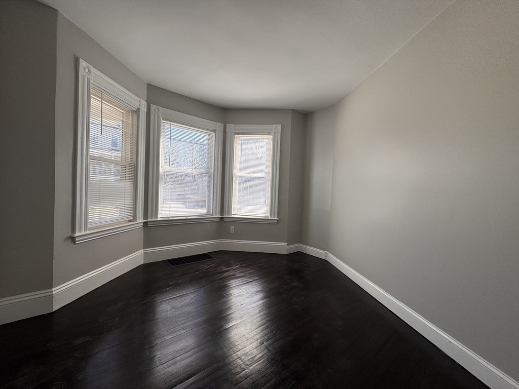 2 bed, 1 bath apartment for rent at 1 High St Unit 1, Middleboro — photo 14 of 23