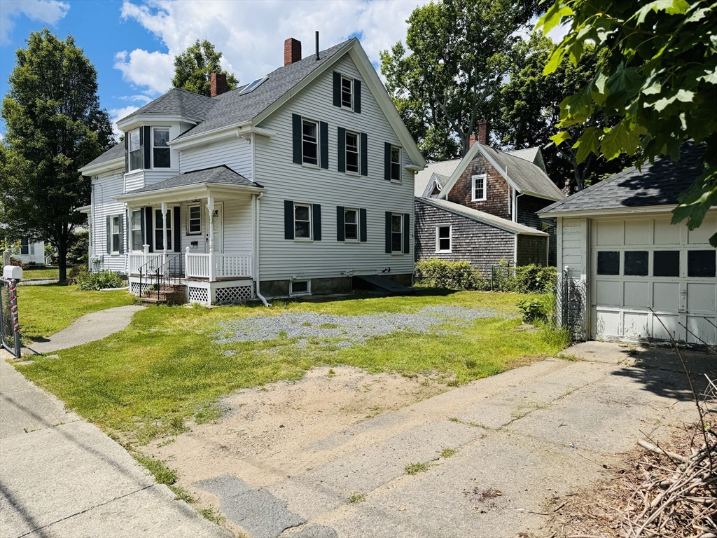 2 bed, 1 bath apartment for rent at 1 High St Unit 2, Middleboro