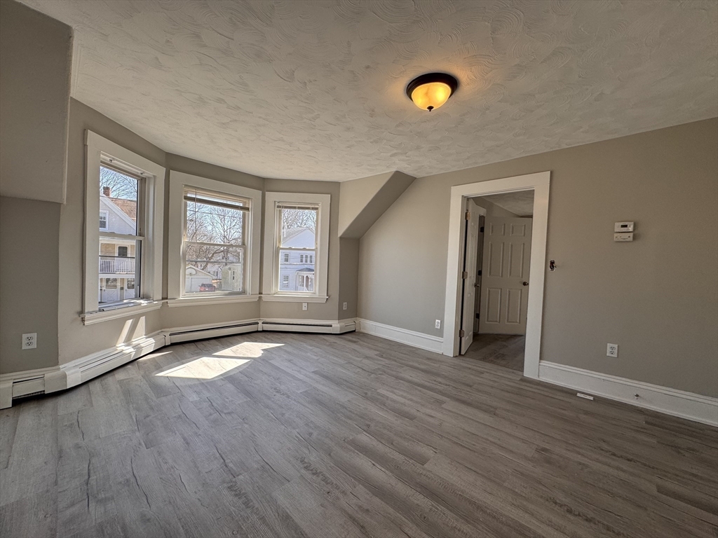 2 bed, 1 bath apartment for rent at 1 High St Unit 2, Middleboro — photo 8 of 23