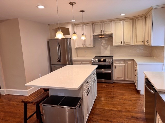 4 bed, 1.5 bath apartment for rent at 1 Howe St Unit 2, Winter Hill — photo 10 of 42