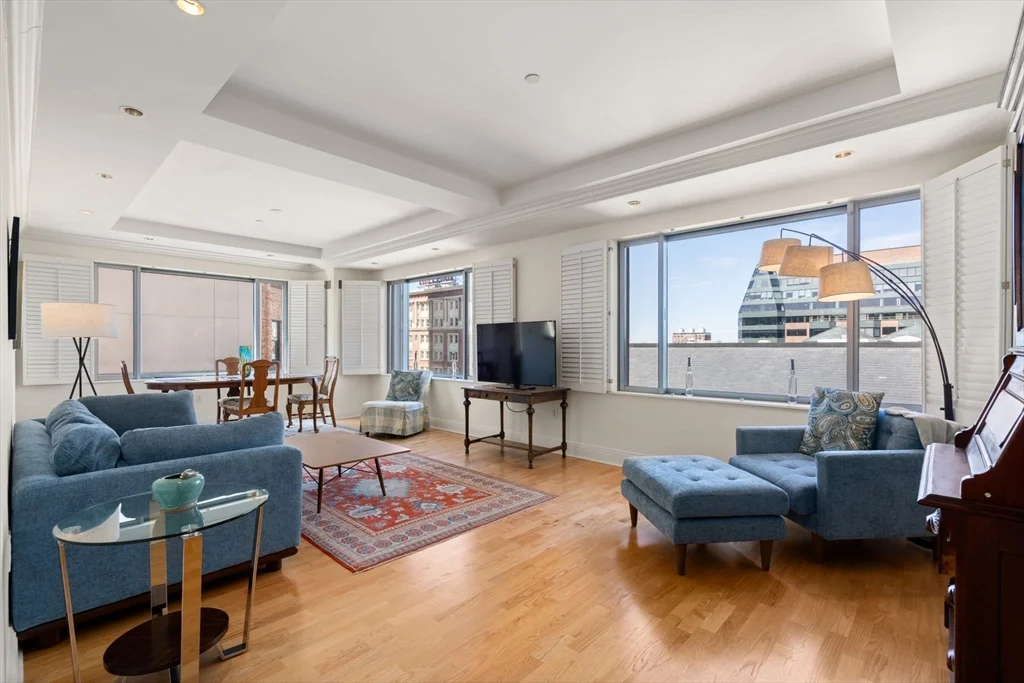 2 bed, 2 bath apartment for rent at 1 Huntington Ave Unit 807, Back Bay