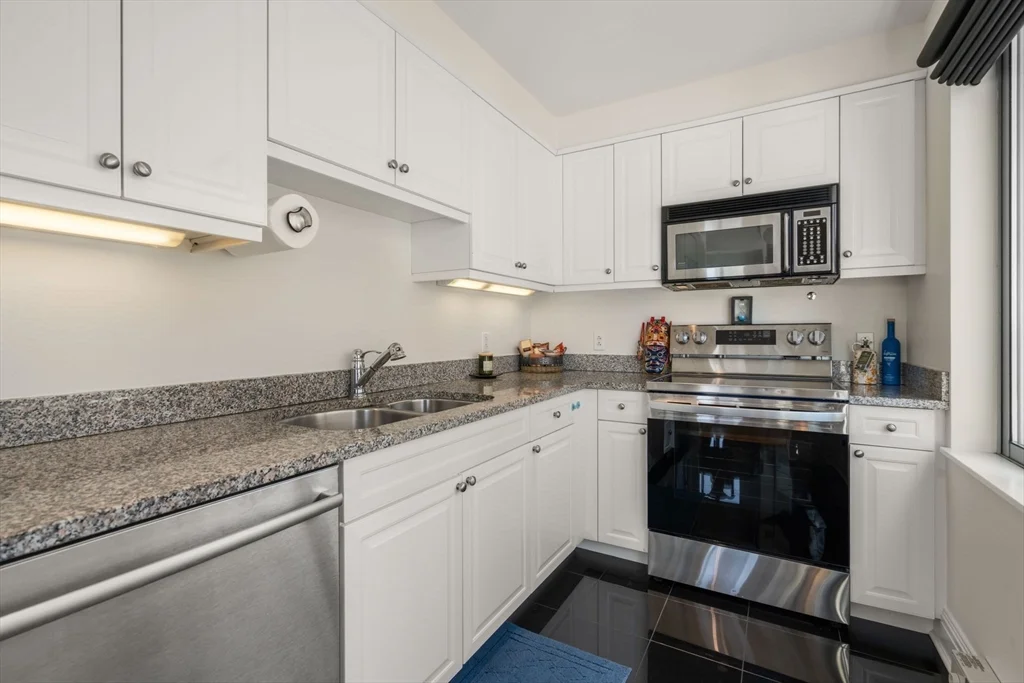 2 bed, 2 bath apartment for rent at 1 Huntington Ave Unit 807, Back Bay — photo 12 of 31