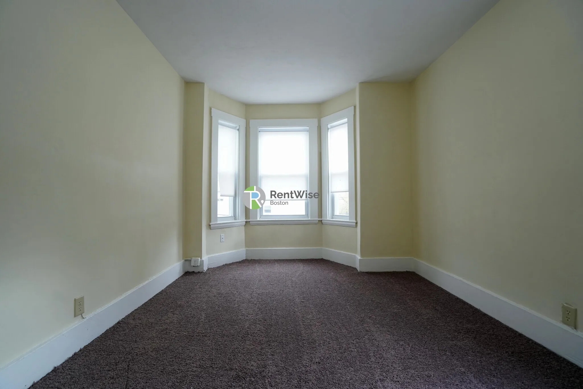3 bed, 1 bath apartment for rent at 1 Islington Ter Unit 2, Allston — photo 4 of 20