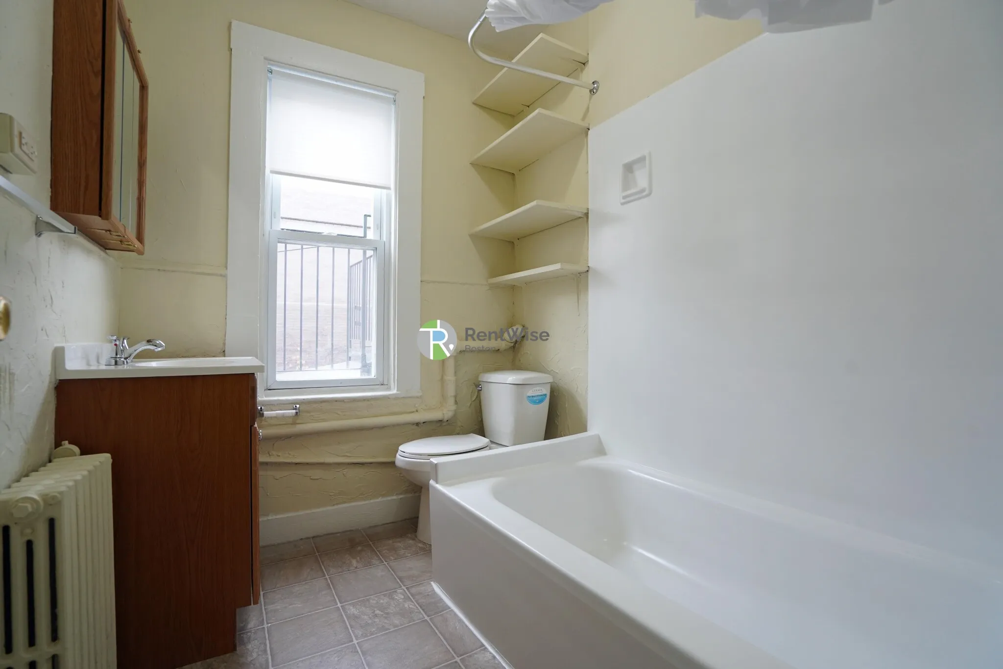 3 bed, 1 bath apartment for rent at 1 Islington Ter Unit 2, Allston — photo 10 of 20