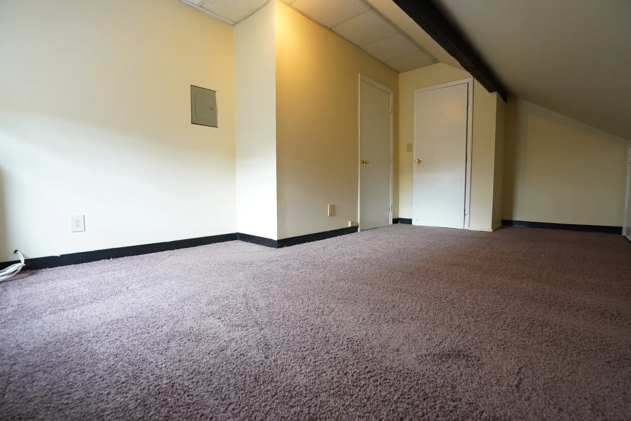 3 bed, 1 bath apartment for rent at 1 Islington Ter Unit 2, Allston — photo 2 of 20