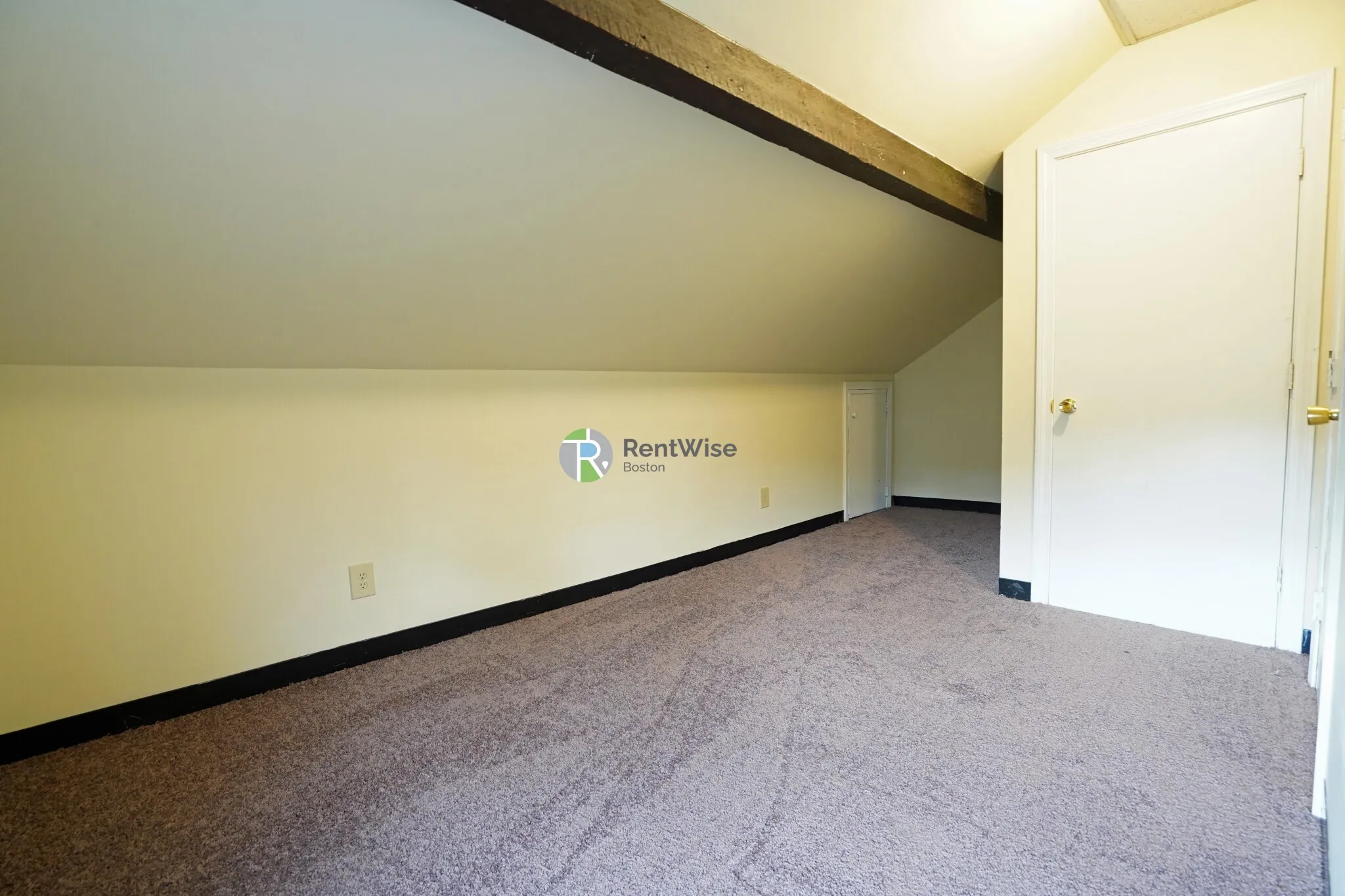 3 bed, 1 bath apartment for rent at 1 Islington Ter Unit 2, Allston — photo 16 of 20