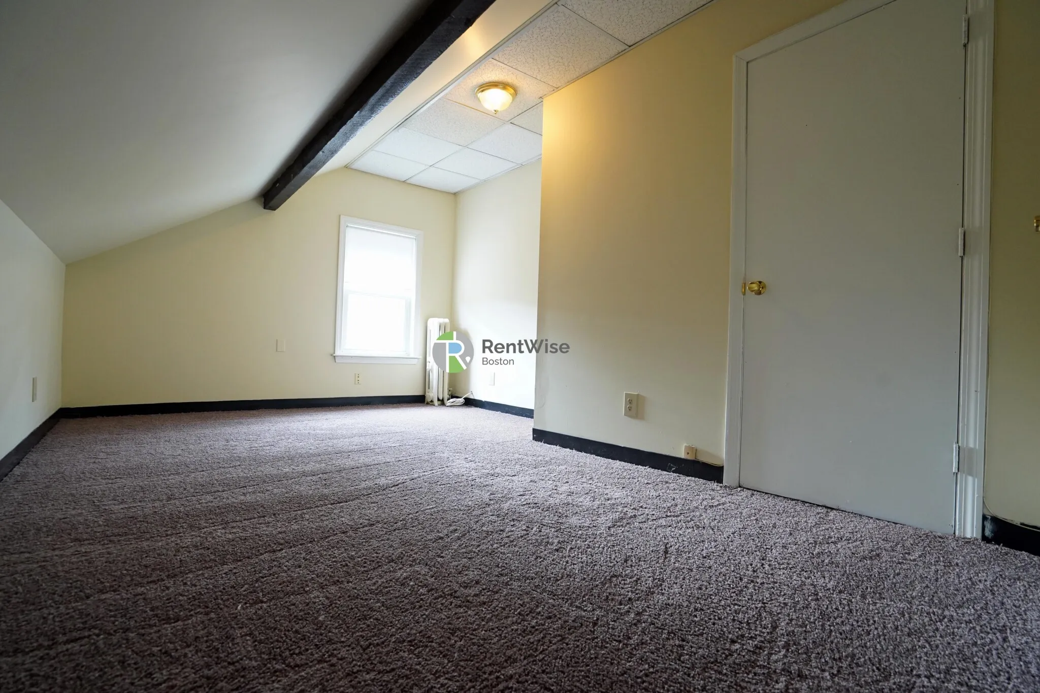 3 bed, 1 bath apartment for rent at 1 Islington Ter Unit 2, Allston — photo 19 of 20