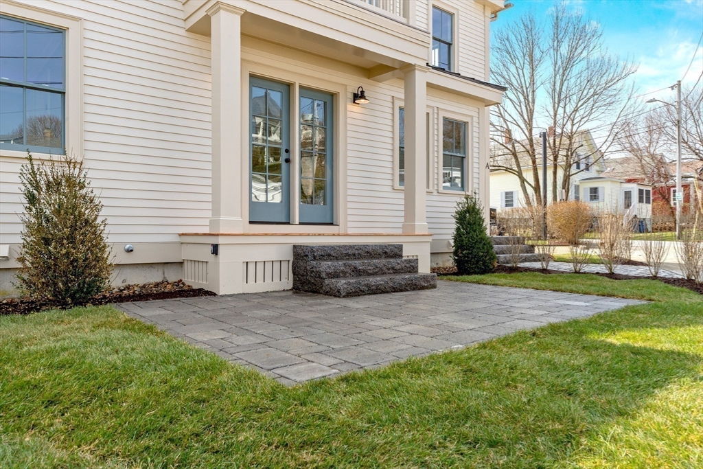 3 bed, 2 bath apartment for rent at 1 Jewett St Unit 1, Rockport — photo 12 of 15